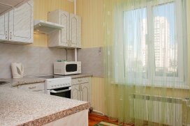 Квартира посуточно в Одессе на просп. Петра Григоренка, 36