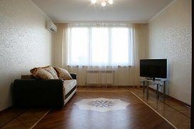 Квартира посуточно в Одессе на ул. Елизаветы Чавдар, 3