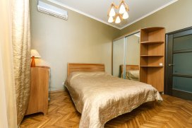Квартира посуточно в Одессе на Гагаринское Плато, 21