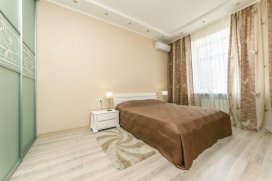 Квартира посуточно в Одессе на ул. Льва Толстого, 5А
