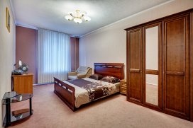 Квартира посуточно в Одессе на ул. Большая Арнаутская, 5