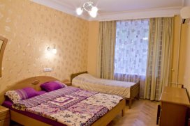 Квартира посуточно в Одессе на ул. Киквидзе, 6