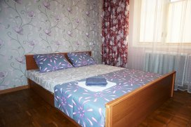 Квартира посуточно в Одессе на ул. Щорса, 37