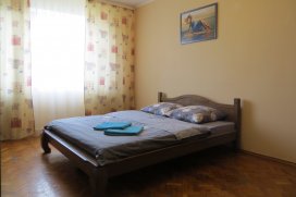 Квартира посуточно в Одессе на просп. Шевченко, 24
