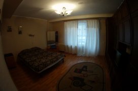 Квартира посуточно в Одессе на ул. Ванды Василевской, 11