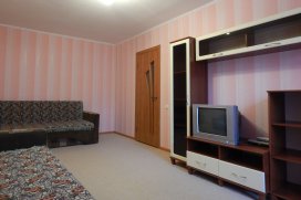 Квартира посуточно в Одессе на ул. Довнар-Запольского, 10