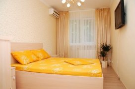 Квартира посуточно в Одессе на ул. Мечникова, 9
