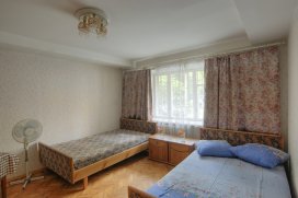 Квартира посуточно в Одессе на ул. Дерибасовская, 88